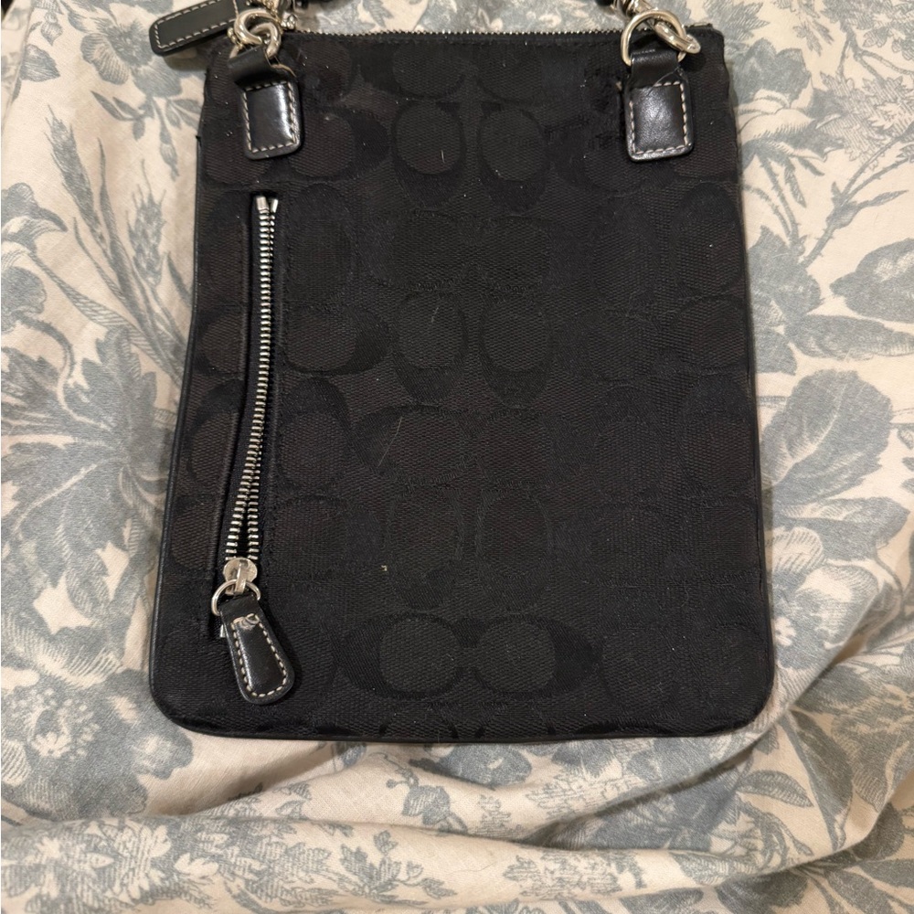 Coach Black Bag - Picture 3 of 4